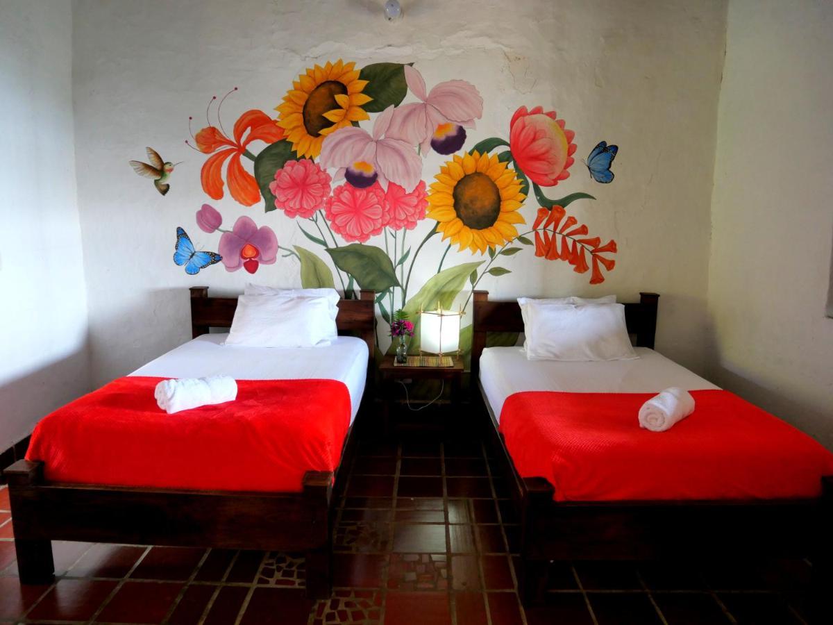 Albergue La Hacienda San Gil Exterior foto